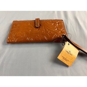 Patricia Nash Pitelli Tooled Leather Wallet Florence Tan P55707 NWT